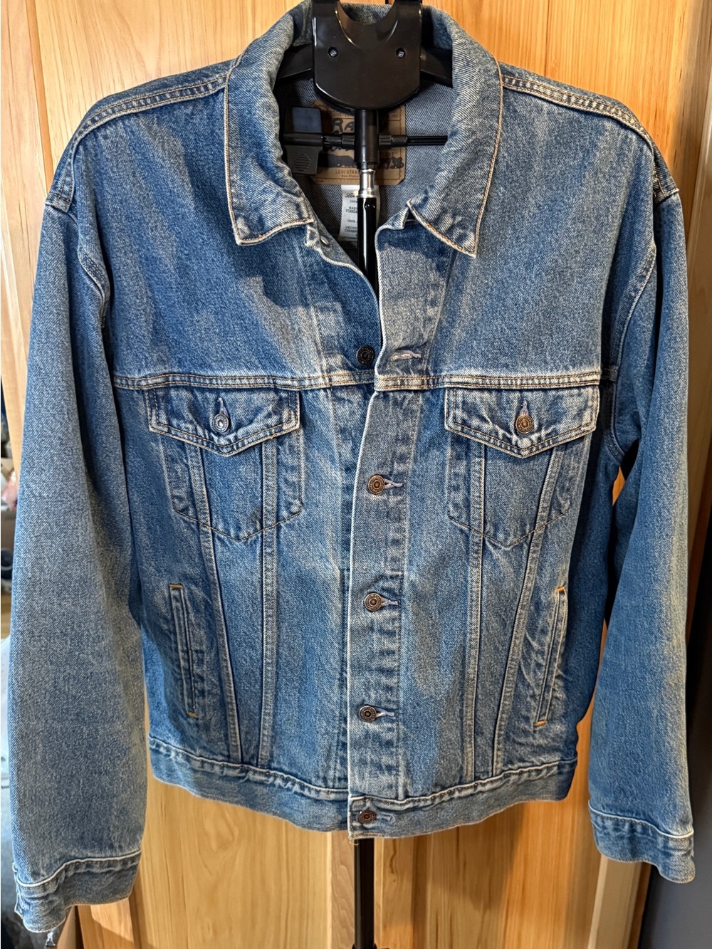 Signature by Levi Strauss Size Large Standard Trucker Denim Jacket